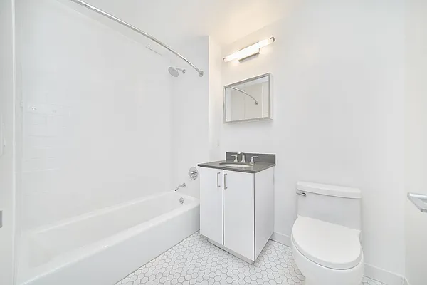 Rented by Living New York | media 9