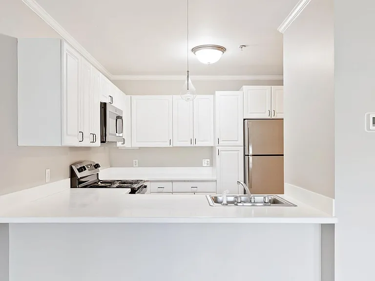 The Elmstead — Photo 15