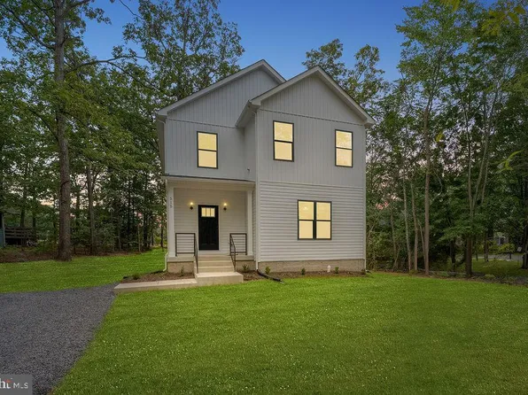 515 Constitution Blvd, Locust Grove, VA 22508