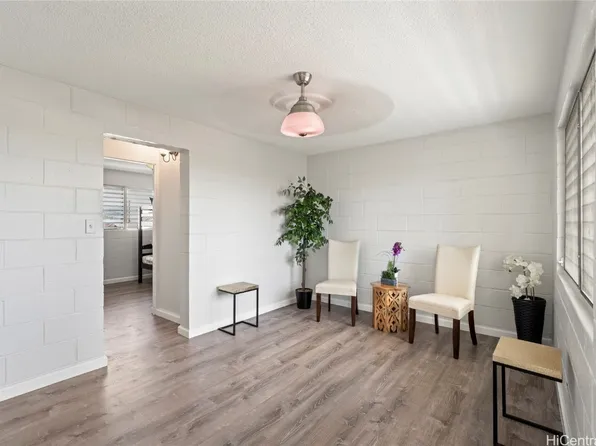 2033 Wilcox Ln #B311, Honolulu, HI 96819