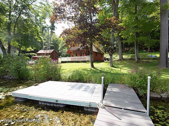 4th image of 24 Paige Road