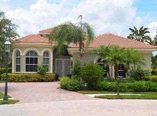 10613 Piazza Fontana, West Palm Beach, FL 33412