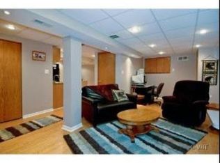 12 Manchester Ct, Lake In The Hills, IL 60156