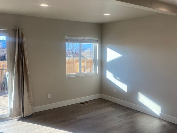 5th image of 4431 Deveraux Pl #A