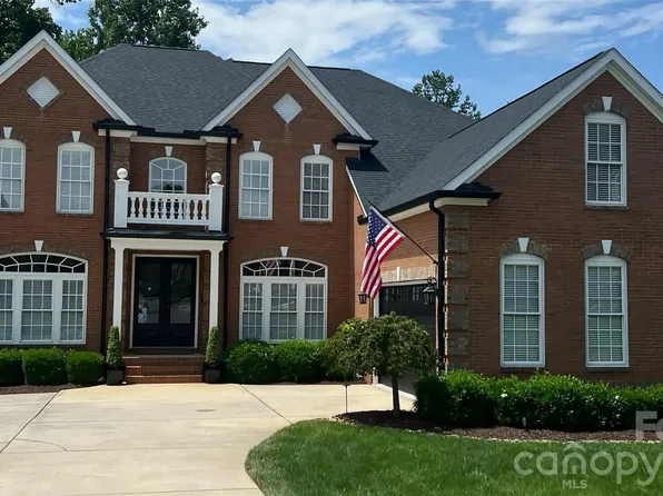 19000 Southport Dr, Cornelius, NC 28031