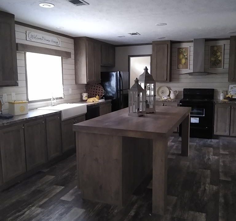 1st image of 6236 Sand Oak Dr