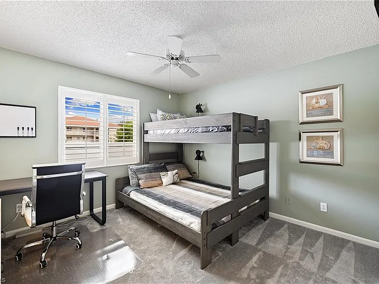 6900 Dennis Cir #J-205 — Photo 16