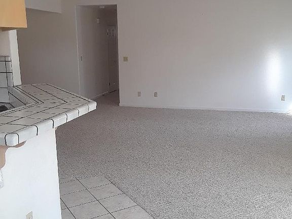 5th image of 9528 Twin Brooks Ln
