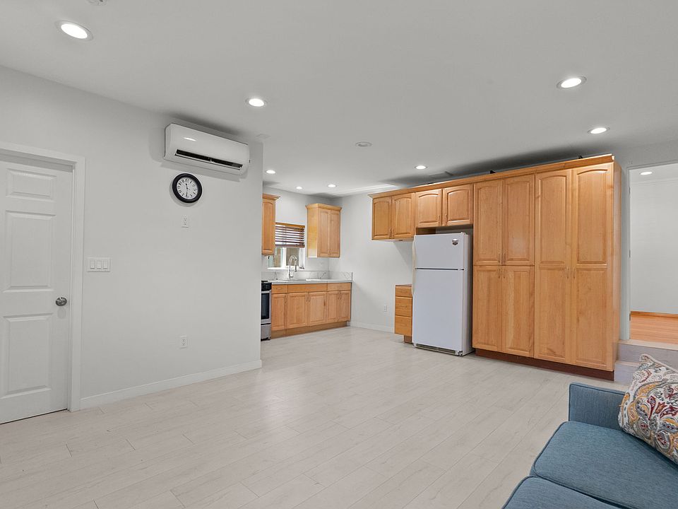 1st image of 7815 Allott Ave