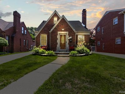23111 Sheridan St, Dearborn, MI, 48128