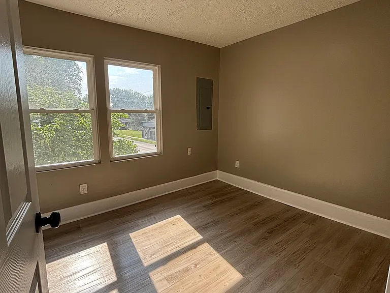 501 N Dequincy St — Photo 5