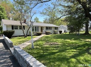 43 Meadowbrook Road, Danbury, CT 06811