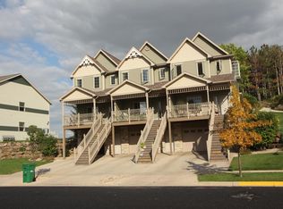 5741 Lexington St, Mc Farland, WI 53558