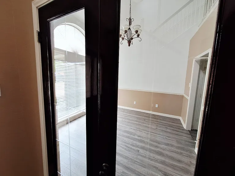 2122 Wheaton Trl — Photo 7