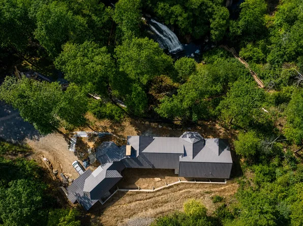 208 Nashs Knoll, Cashiers, NC 28717