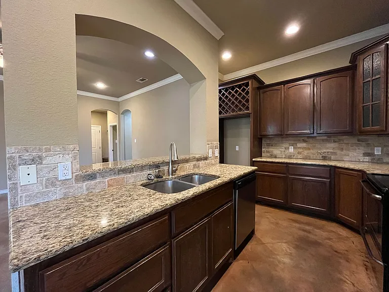 3113 Silver Saddle Dr — Photo 7