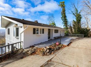 200 Bent Tree Rd, Asheville, NC 28804