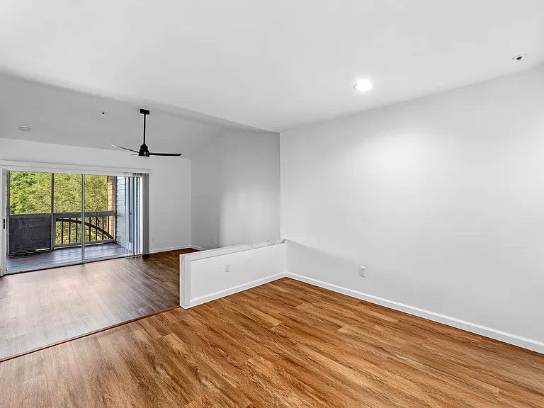 482 N Pin Oak Pl #302 — Photo 12