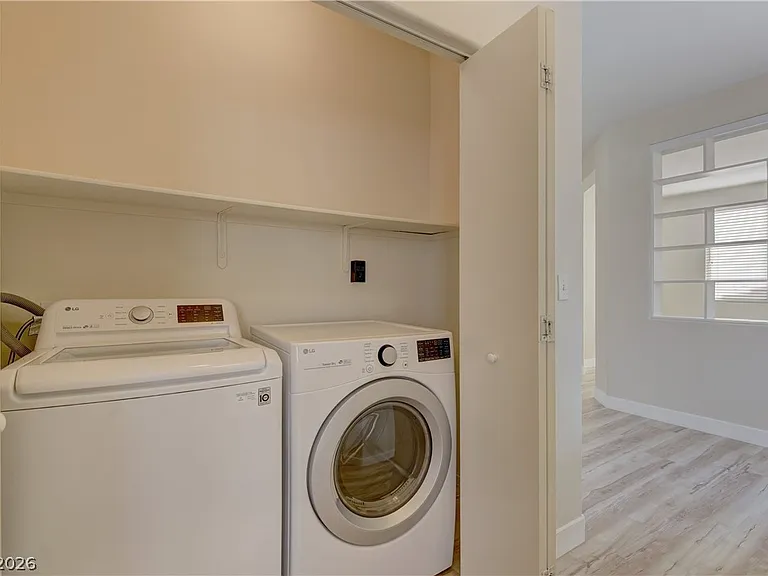 10517 Pergola Peak Ave — Photo 17