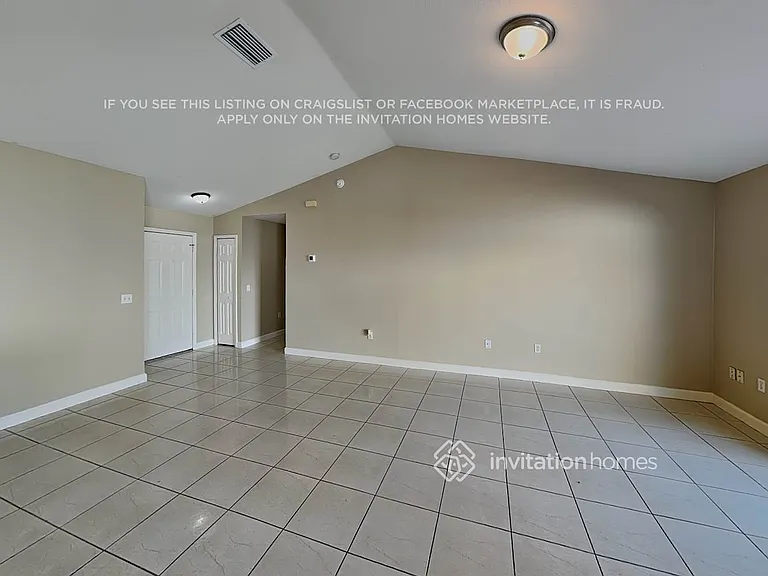 530 Peace Dr — Photo 3