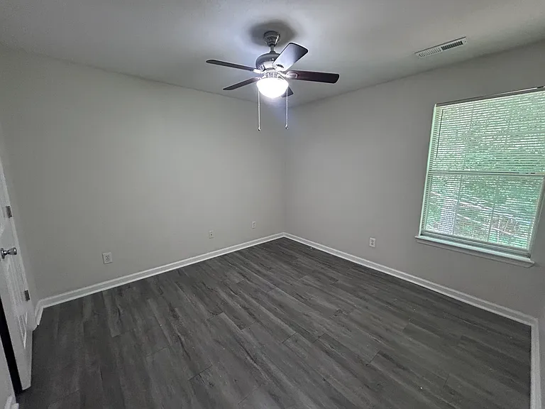 9894 Bettis Estates Ln — Photo 11