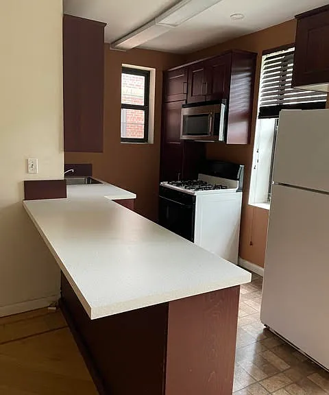 1 Broad Pkwy #5S — Photo 2