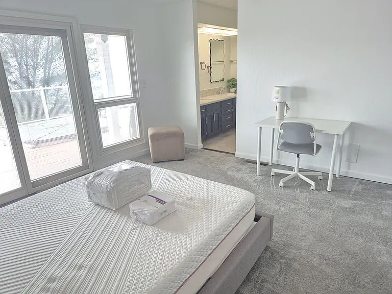 Duperu Dr — Photo 22