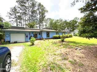 1402 N Shore Dr, Southport, NC 28461