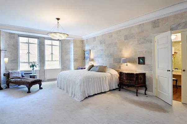 Sold by Brown Harris Stevens | media 25