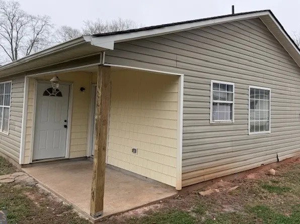 301 S 18th St, Griffin, GA 30224