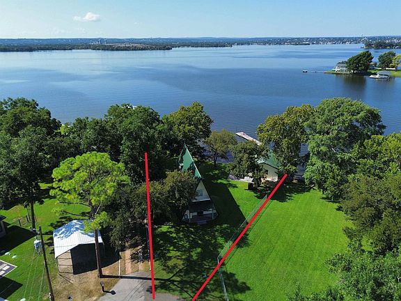 2nd image of 620 Deep Cove Drive