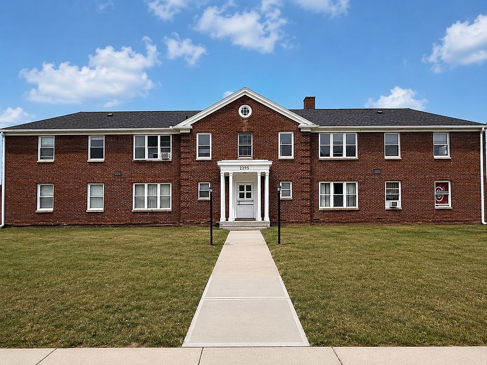 1st image of 2295 Warrensville Center Rd APT 7