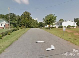 111 Harmony Dr, Nebo, NC 28761