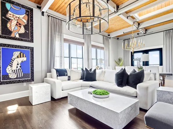 881 E 1st St Unit 505, South Boston, MA 02127