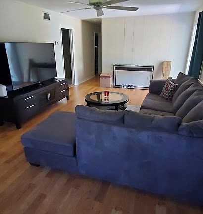 3rd image of 5015 SE Capstan Ave