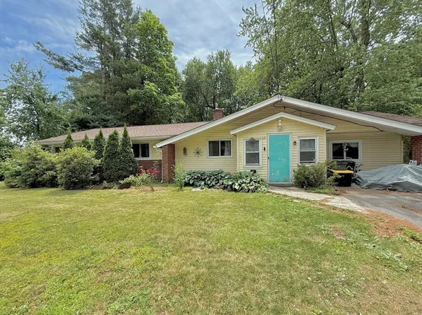 46 Barry Rd, Worcester, MA 01609