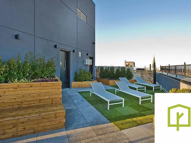 1875 Atlantic Ave #202R — Photo 16