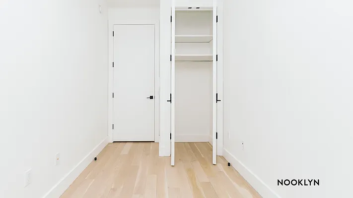 Rented by Nooklyn NYC LLC | media 9