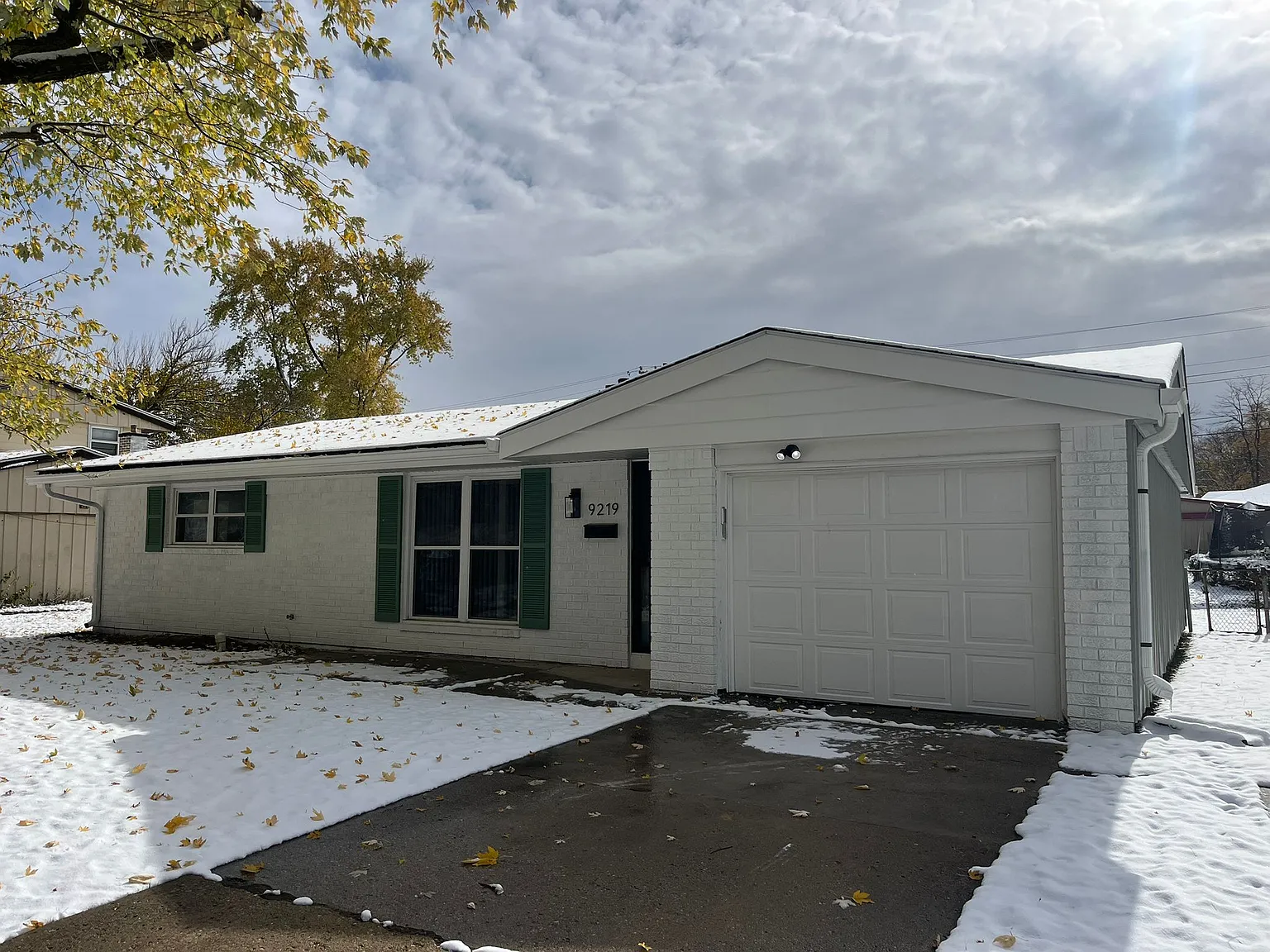 9219 E 36th Pl photo 1