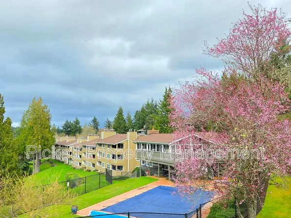 20026 Vikings Crest Loop NE APT 1-103, Poulsbo, WA 98370