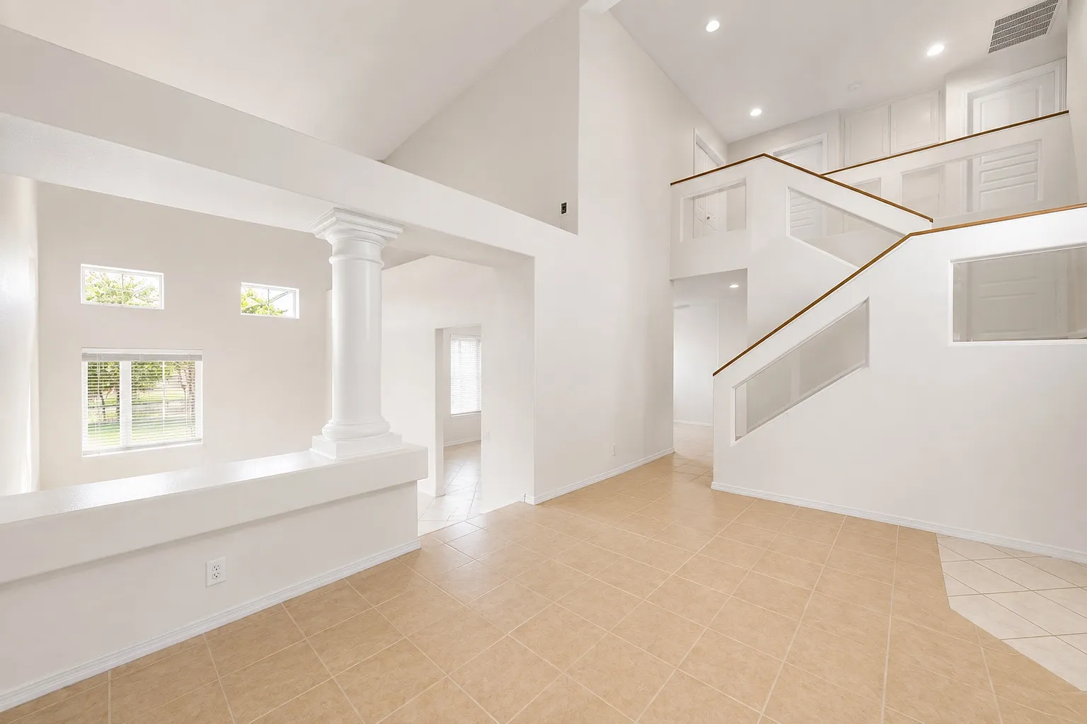 Zinnia Way, Elk Grove — Photo 4