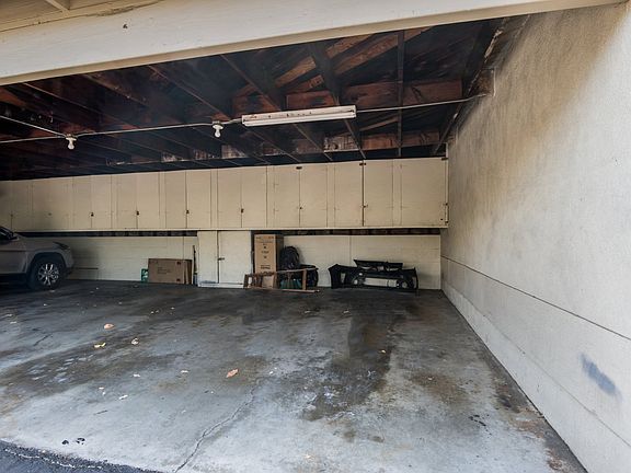 5th image of 100 S Grand Oaks Ave #3