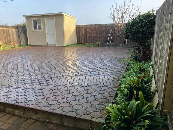 4th image of 246 Polaris Way