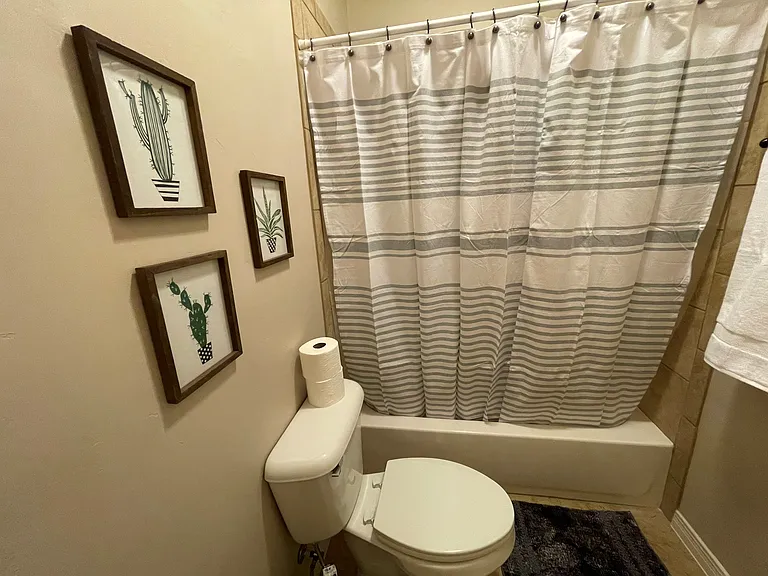 1845 Troy Dr — Photo 16