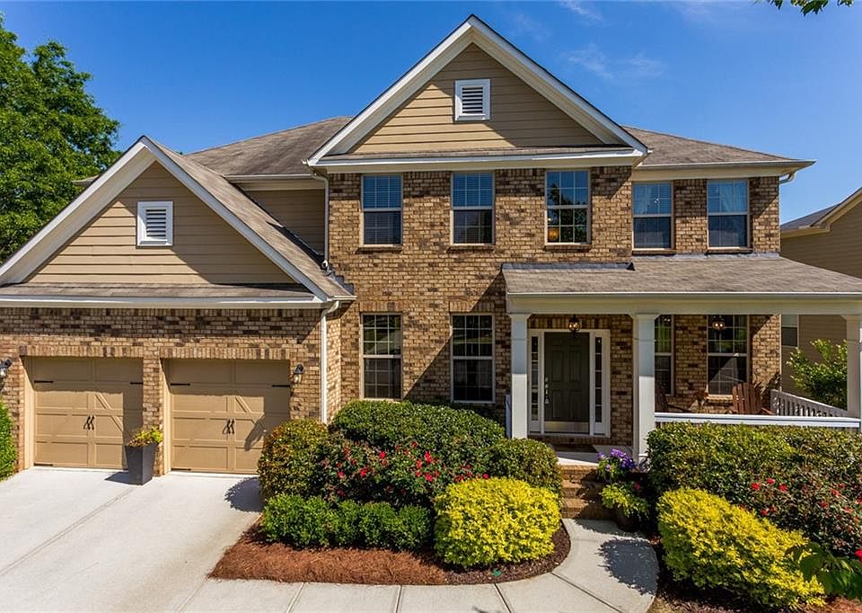 1st image of 201 Fox Pointe Ct