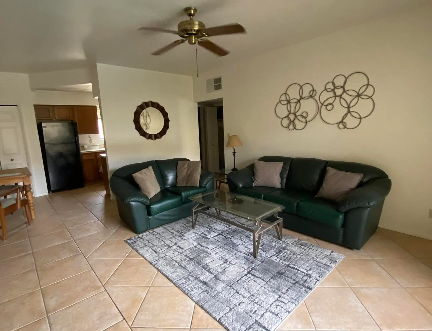 5500 N Valley View Rd — Photo 2