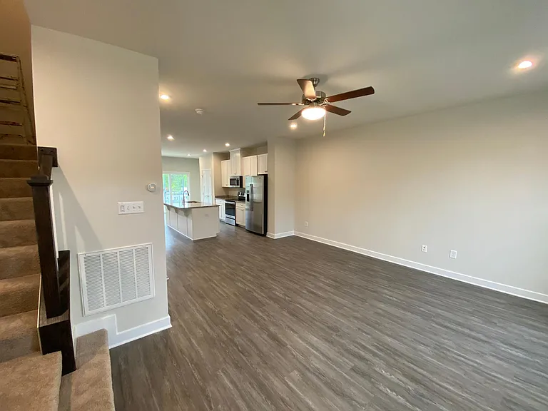316 Crofton Village Ter — Photo 13