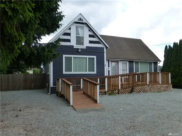 118 E Orange Ave, Burlington, WA 98233