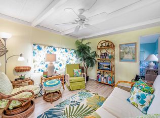 281 Poinsettia Dr, Fort Myers, FL 33905
