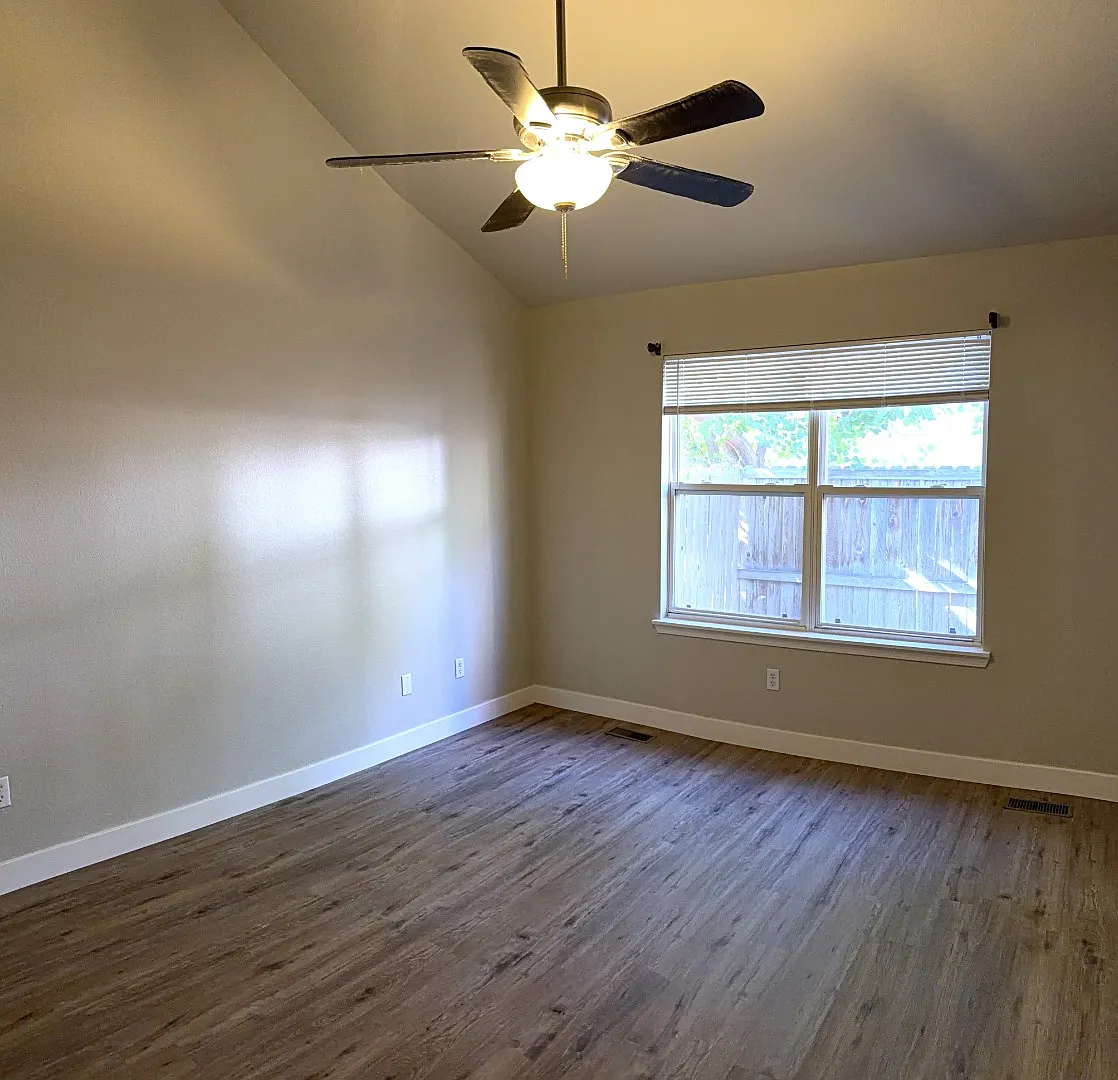 506 Maple Street — Photo 4